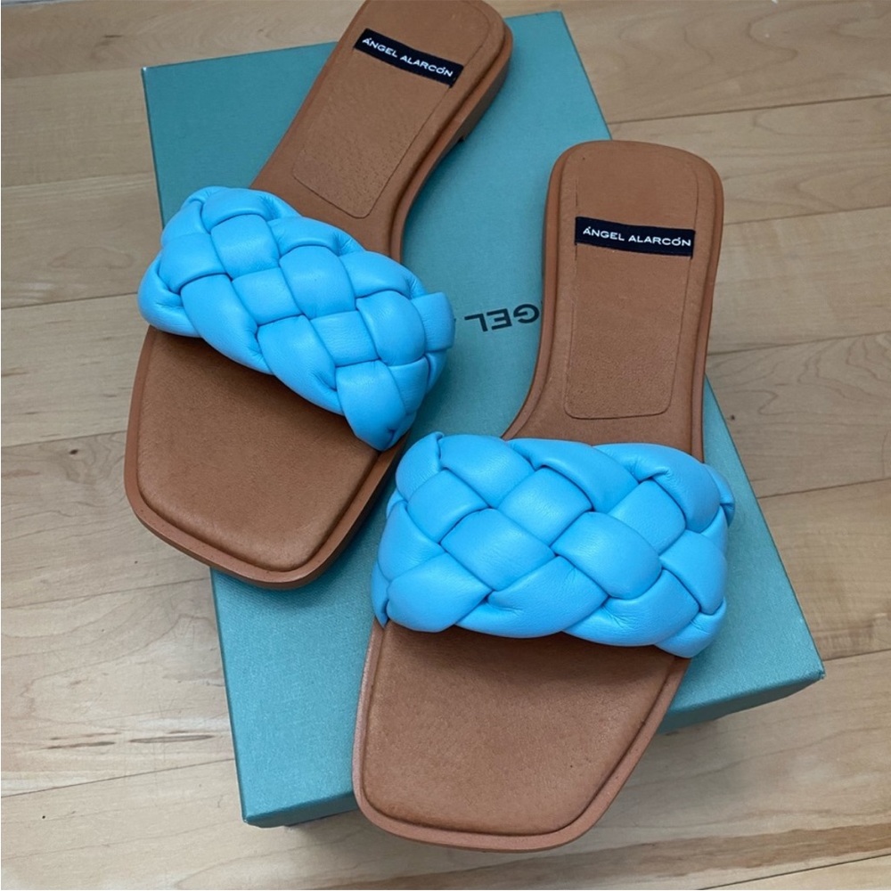 New in box Angel Alarcon sandals